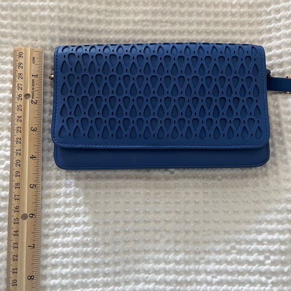 New Stuart Weitzman Blue Leather Crossbody Clutch - Picture 13 of 13